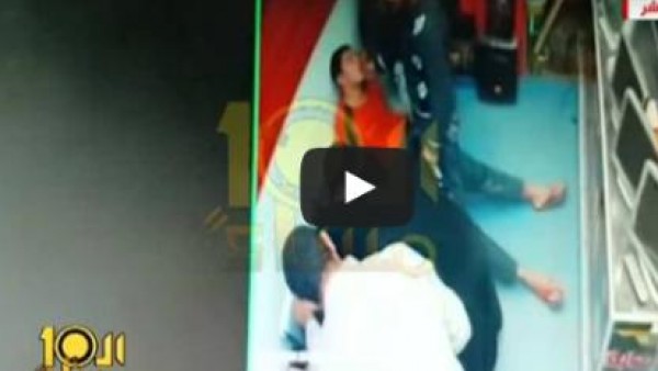 مصر - شاهد بالفيديو .. اللحظات الأولى لانهيار عقار الشرقية