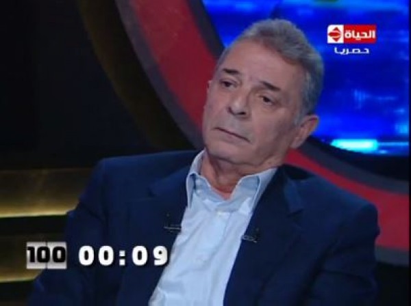 محمود حميدة يقر ويعترف: أنا خمورجى ومبسوط كده