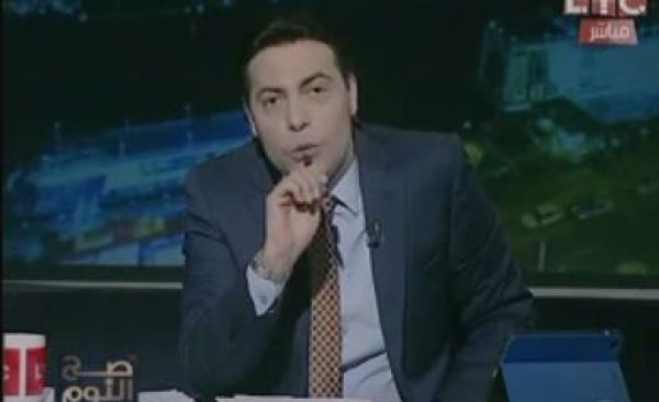 الغيطي يسب أردوغان ويعرض له صورًا فاضحة بملهى ليلي
