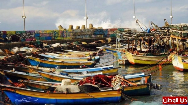 إصطفاف للمراكب بفعل المنخفض الجوي على قطاع غزة