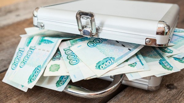سرقة نحو 250 ألف دولار من عاطل عن العمل في روسيا