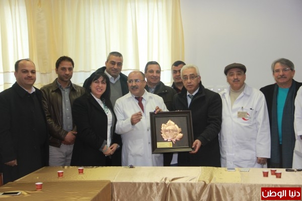 السيد خليل رزق رئيس اتحاد الغرف التجارية الصناعية الفلسطينية رئيس غرفة السيد خليل رزق رئيس اتحاد الغرف التجارية الصناعية الفلسطينية رئيس غرفة