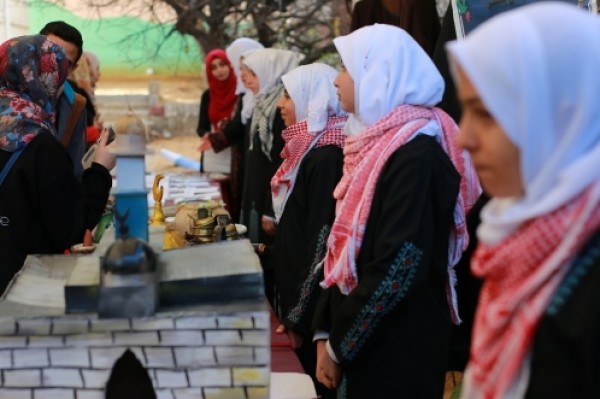 مدرسة نسيبة بنت كعب تقيم معرض "سفاري من غزة الى القدس"