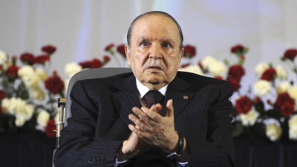 الجزائر.. البرلمان يوافق على تعديل الدستور