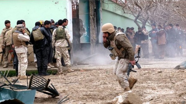 مقتل 3 جنود افغان على الاقل بهجوم انتحاري في ولاية بالخ