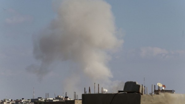 الجيش الليبي يشن غارات على داعش في درنة وتحطم إحدى طائراته