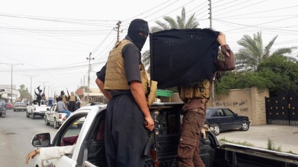 الاستخبارات الأمريكية تحذر من تمدد داعش وزيادة وتيرة هجماته