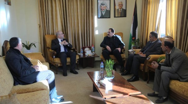 وزير التربية يبحث عدة قضايا مشتركة مع ممثل مالطا لدى فلسطين