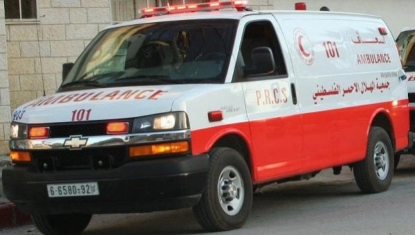 إصابتان في حادث طرق بين شاحنتين على طريق صلاح الدين كانتا قادمتين من معبر كرم أبو سالم محملتين بالبضائع