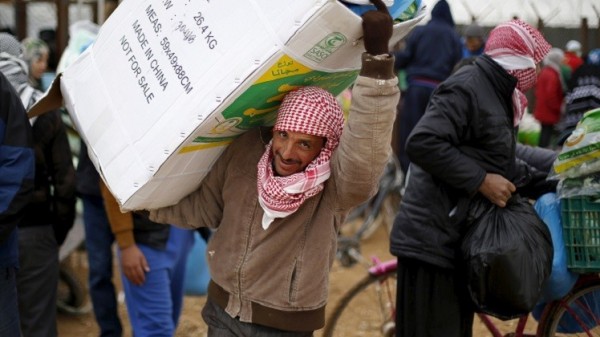 هاموند: وصول المساعدات الإنسانية إلى سوريا يبدأ في غضون يومين