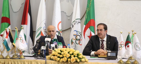 الرجوب وبيراف يوقعان اول اتفاقية تعاون رياضي بين فلسطين والجزائر