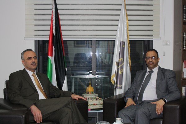 القائم بأعمال النائب العام يجتمع مع معالي وزير العدل علي ابو دياك