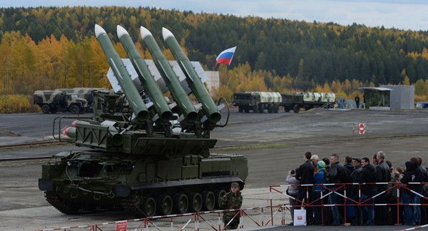 تقرير: روسيا ثانية بين مصدري الأسلحة بعد الولايات المتحدة