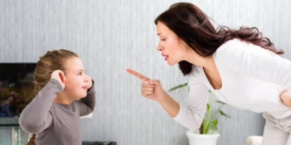8 أخطاء شائعة في تهذيب سلوك الأطفال