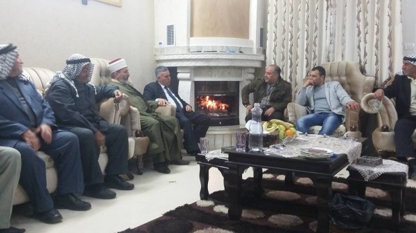 عائلة النائب "نجاة أبو بكر" تزور الوزير "حسين الأعرج" في محاولة لحل "مشكلة القضايا والاتهامات"