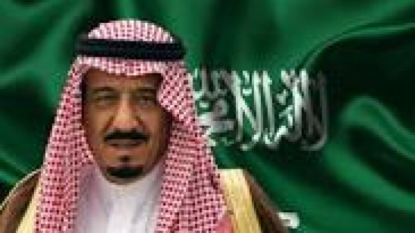 الملك سلمان بن عبد العزيز يزور الحدود المصرية الليبية ومطروح بفراشة وصقر ابيض فى المنام
