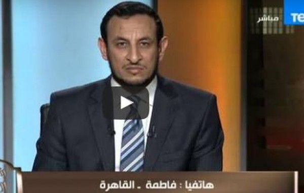 شاهد: متصلة تنهار من البكاء على الهواء بسبب إبنها