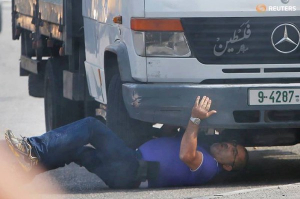 الخليل : اعتقال سائق دهس مستوطنا قبل أربعة أشهر