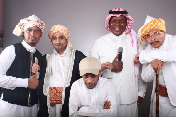 فرقة السمر الشعبية تكرم الليالي المسرحية