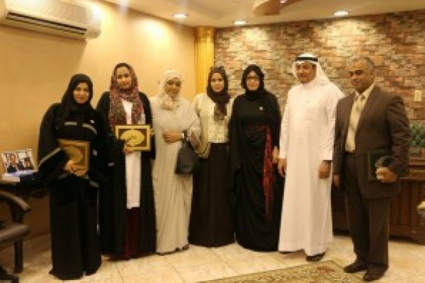 جامعة الشعوب العربية تكرم المرأة السعودية لمساهمتها في التنمية المجتمعية