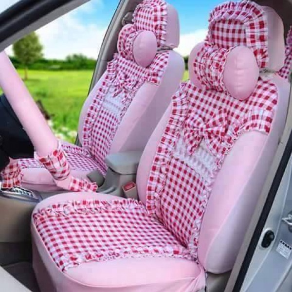 مقاعد خاصة بالفتيات
