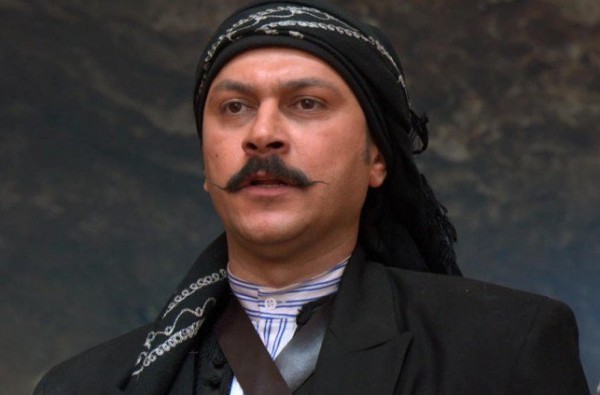 وائل شرف يردّ على بسام الملا : ألا يكفيك سبع سنوات من عمري