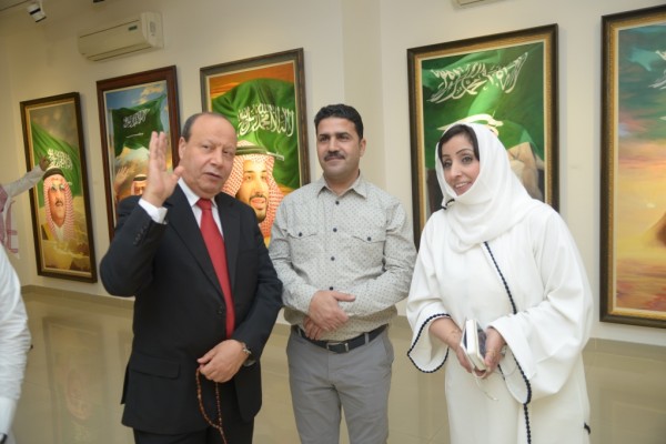 مندورة يشهد ختام أعمال معرض الحزم والعزم بجدة