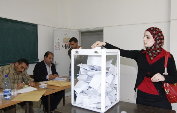 مبادرة للضغط لانهاء الانقسام
