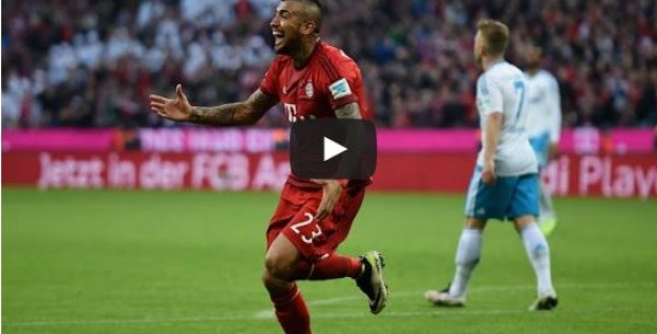 بايرن ميونيخ يقترب من تحقيق اللقب بفوز كبير على شالكه