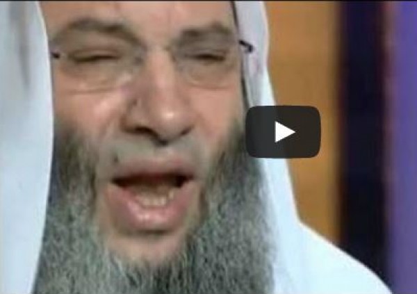 محمد حسان يبكي متأثراً بعد اتهامه بإزدراء الأديان