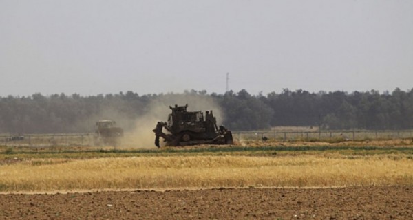 الاحتلال يطلق النار بشكل كثيف على مناطق حدودية لقطاع غزة