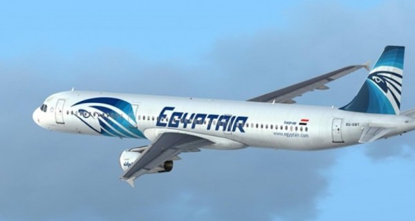 عطل فني يعيد طائرة مصرية بعد إقلاعها بـ15 دقيقة