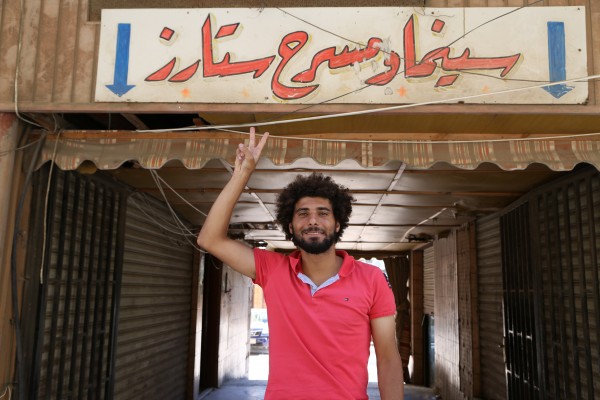 قاسم إسطنبولي يعيد ترميم أخر سينما في تاريخ النبطية اللبنانية