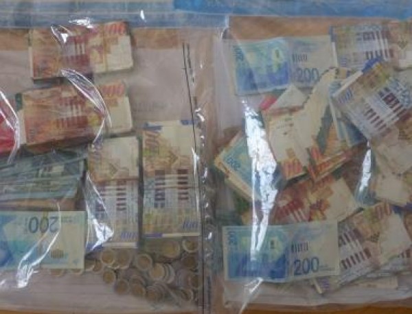 الشرطة تكشف ملابسات سرقة خزنة من احد المنازل خلال 5 ساعات في نابلس