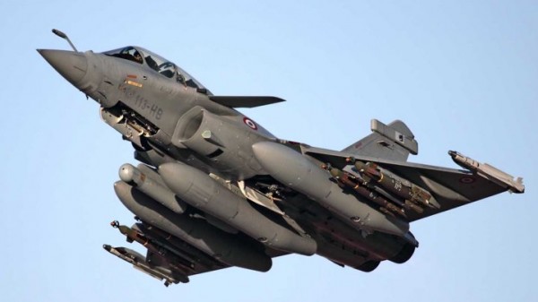 المقاتلات الفرنسية تقصف موقعا لتنظيم "داعش" لصنع عبوات ناسفة في العراق بصواريخ "سكالب"