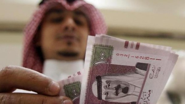 مصارف سعودية تنفذ أكبر عملية شراء للسندات بـ22 مليارا