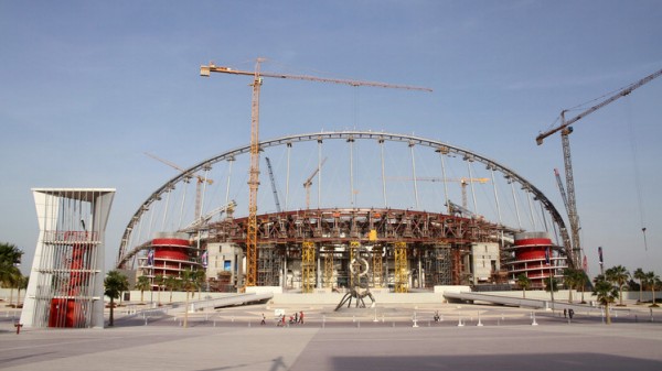 وفاة عامل خلال بناء منشآت "كأس العالم" في قطر