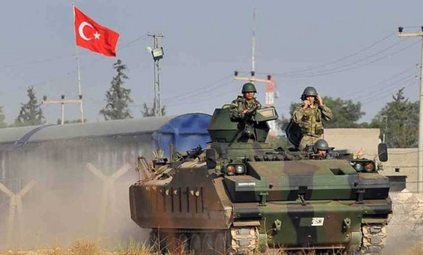 الجيش التركي يرد بإطلاق النار باتجاه سوريا بعد سقوط صاروخين على بلدة كلس