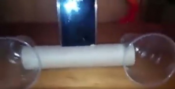 فكرة رائعة لحل مشكلة إنخفاض الصوت في الهواتف الذكية