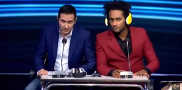 محمد على يشعل مسرح "ذا كوميدي" بتقليد مدحت شلبي