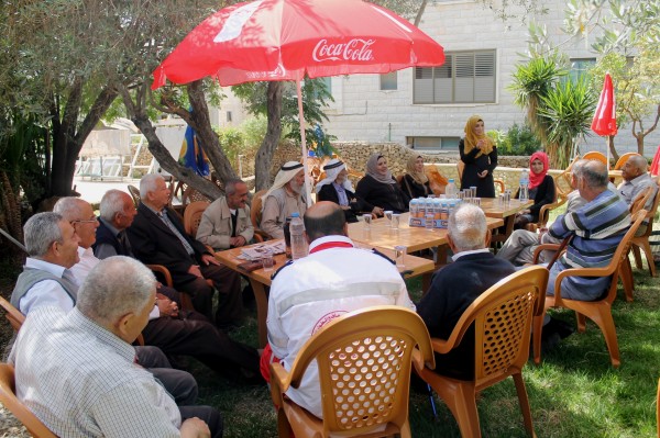 محافظة سلفيت ووكالة الغوث الدولية تنظمان يوم ترفيهي للمسنين