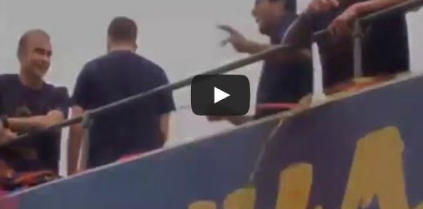 بيكيه يسخر من رونالدو فى احتفالات الدورى