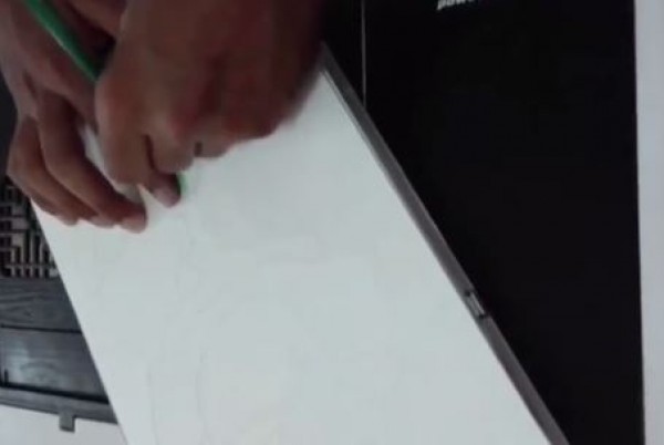 شاهد كيف إستطاعت ريشة "مكفوف" رسم الملك سلمان