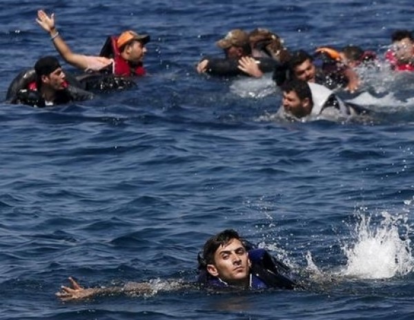 7 قتلى والبحرية الايطالية تنقذ 500 مهاجرا قبالة سواحل ليبيا