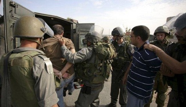 قوات الاحتلال تشن حملة اعتقالات في الضفة من بينها والدة الشهيد السيوري