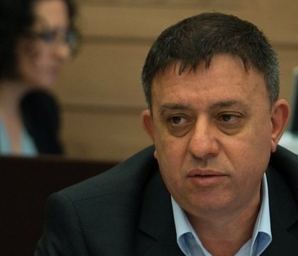 استقالة وزير اسرائيلي احتجاجا على تعيين ليبرمان