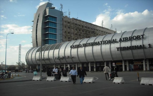 عودة الطائرة المتجهة من القاهرة إلى ميلانو بسبب "حقيبة مشبوهة"
