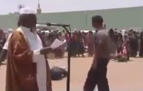 قرية كاملة مصابة بالمس الشيطاني
