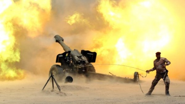 هجوم مباغت لتنظيم الدولة الإسلامية على مدينة هيت غربي العراق