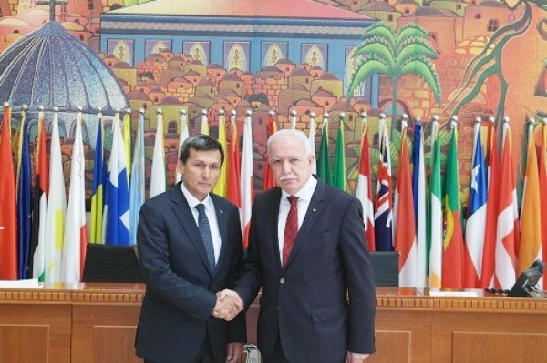 المالكي ونظيره التركمانستاني يوقعان اتفاقية تعاون مشتركة بين دولة فلسطين وجمهورية تركمانستان